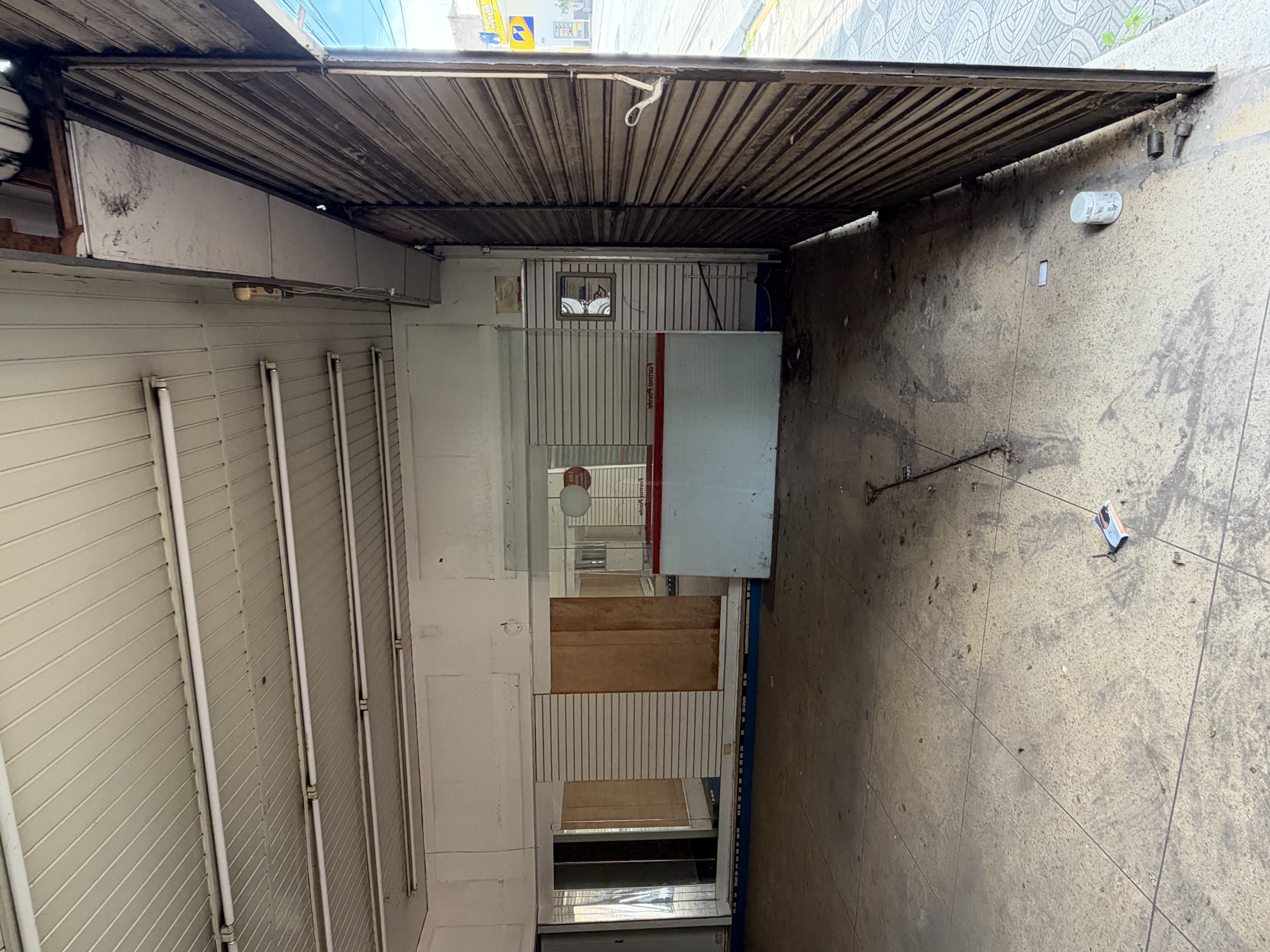 Prédio Comercial de 974m² com Loja e Salas na Av. Coronel Nogueira Padilha - Sorocaba