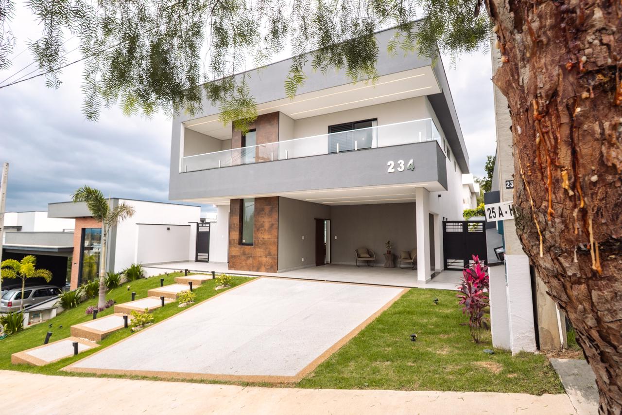 Casa de Alto Padrão em Indaiatuba - 3 Suítes e Lazer de Resort!